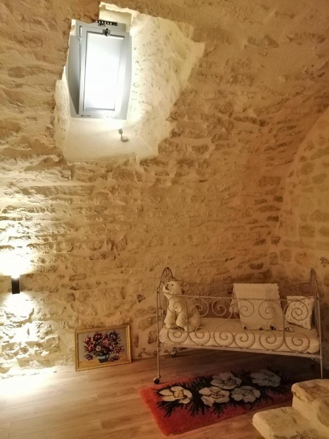 Le Refuge De La Sallee Gençay Exterior foto